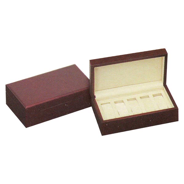 5 watch case ,  C205: Watch collector box