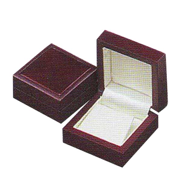 Awatchwinder Earring box picture