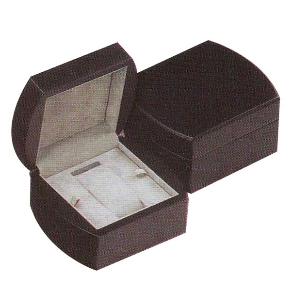 Awatchwinder Watch box round sides Slant cut picture